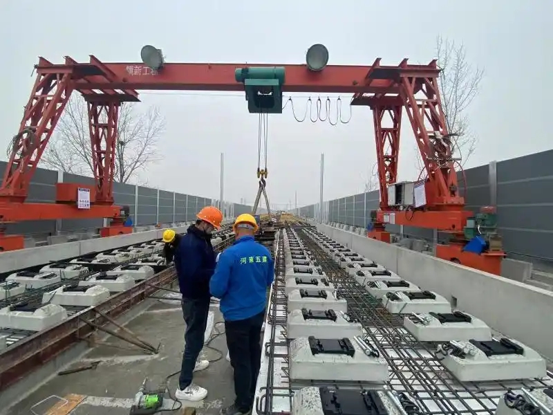 山東魯起重工機(jī)械有限公司：助力軌道建設(shè)，展現(xiàn)專(zhuān)業(yè)實(shí)力